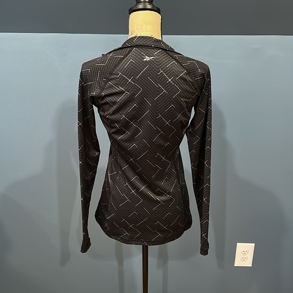 Reebok athletic quarter zip size small women’s - Picture 5 of 7